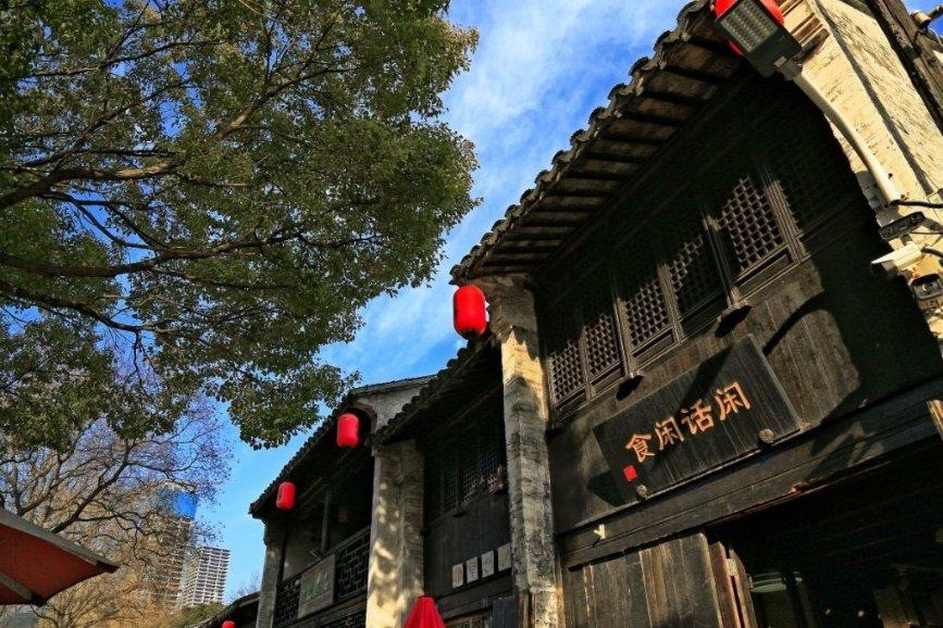 邹阳砍22+12！刘志轩15+5+9 蒋浩然20分，福建男篮加时送江苏10连败